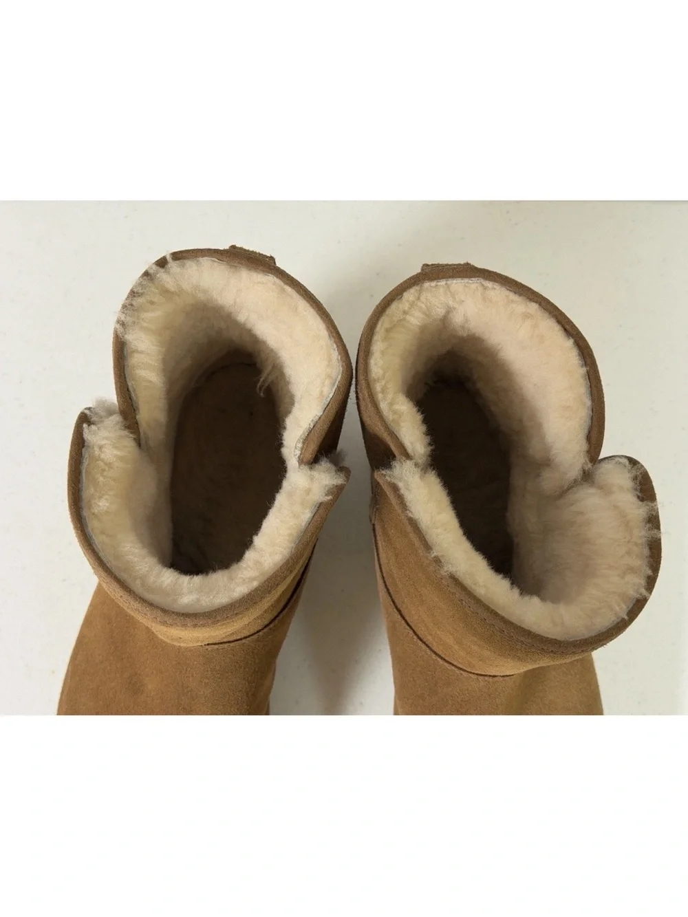 UGG Women’s Cory Il Genuine Shearling Lined Boots Chestnut Brown Size 10